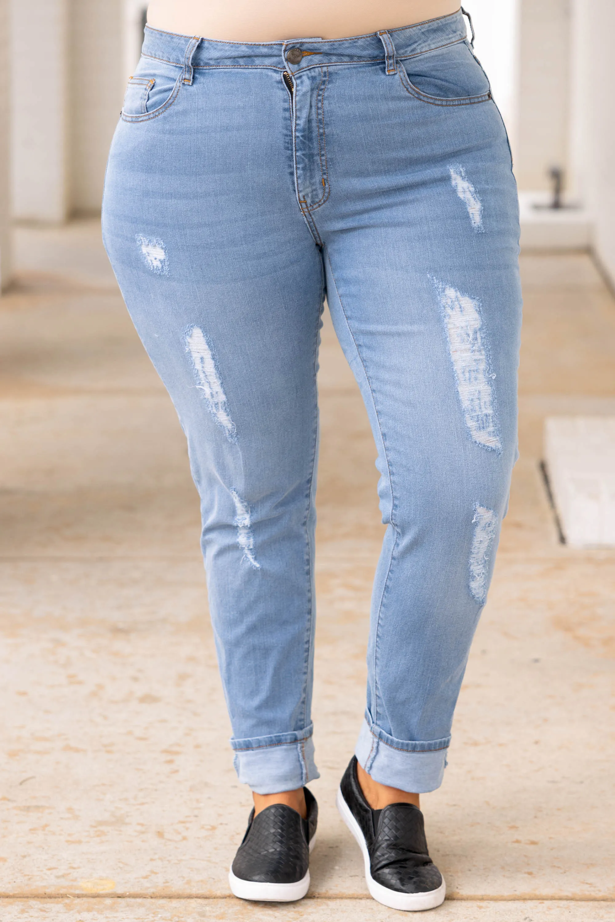 Arriving In Style Boyfriend Jeans, Light Wash