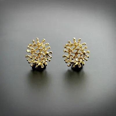 Casual stud earrings