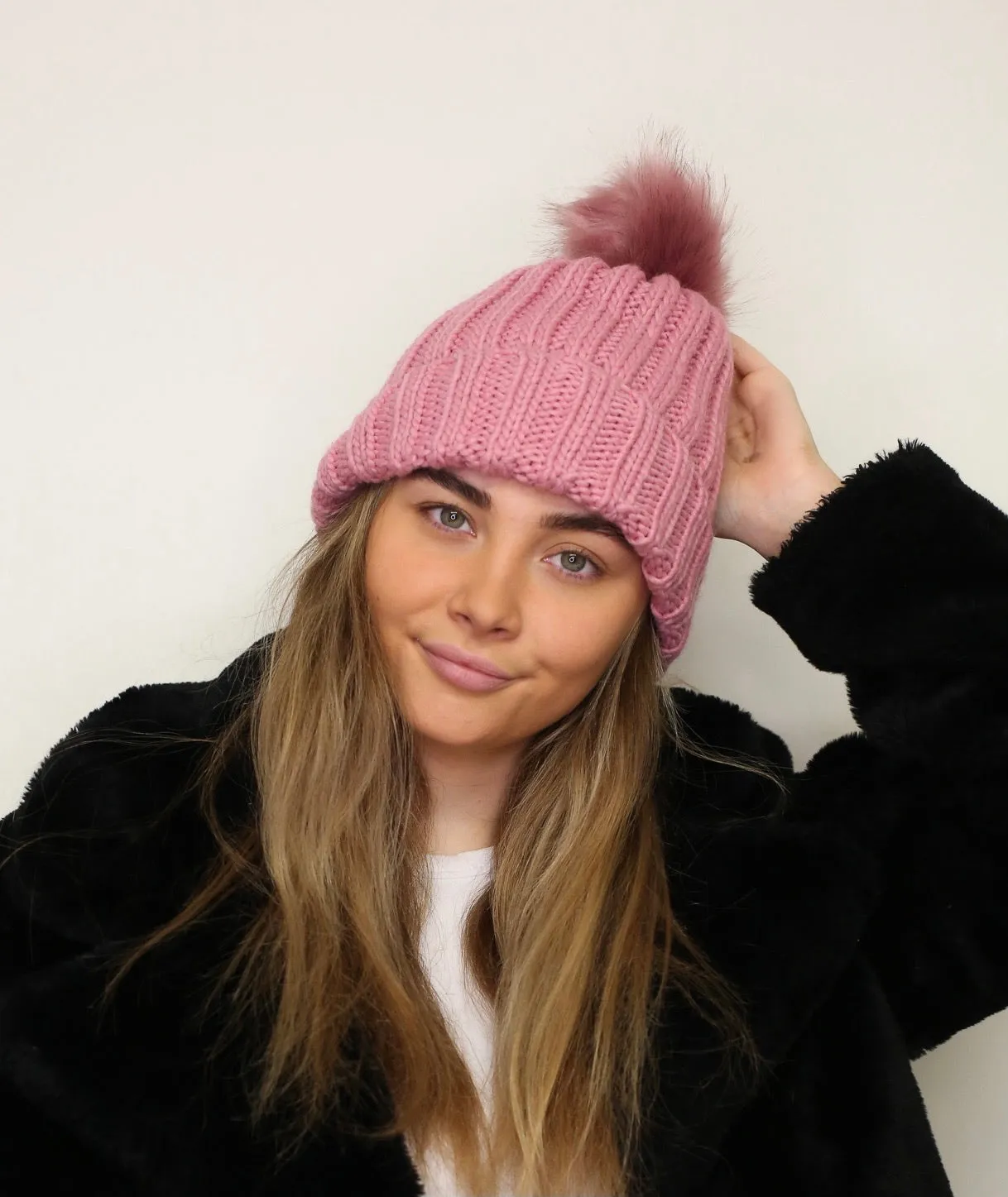 Ribbed Pom Pom Hat - Pink